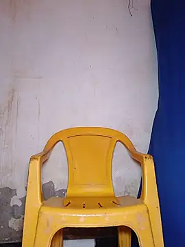 bela14 Adlı Modelin Canlı Sohbet Odası