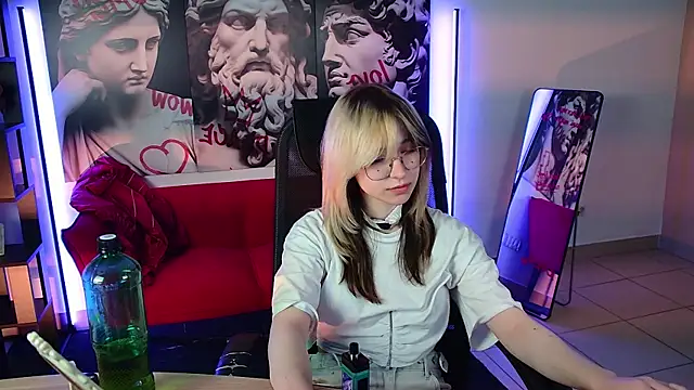 Pokój czatu na żywo – NyxCalderra