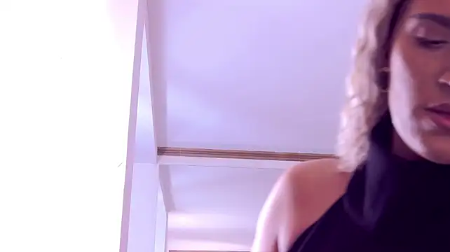 دردشة CherryMuse_ الجنسية المباشرة