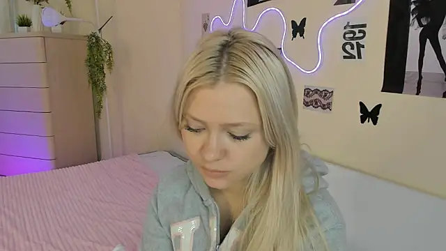 MidnightPoise Live chatroom