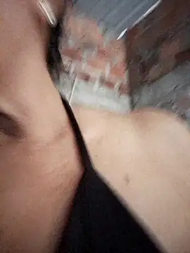 Sweet-Hot-Sucking live-chat rom