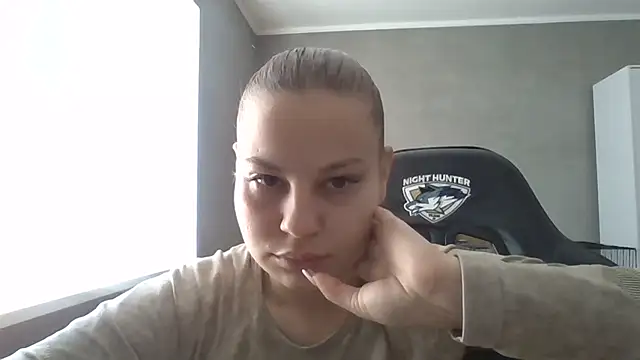 _Linsyy_ee_ Live chatroom