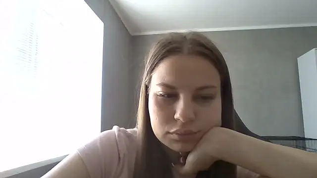 Živá chatovací místnost _Linsyy_ee_