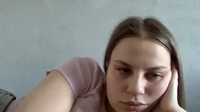 Chat soba uživo modela _Linsyy_ee_