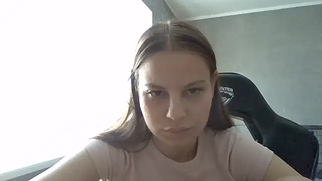 Živá chatovací místnost _Linsyy_ee_