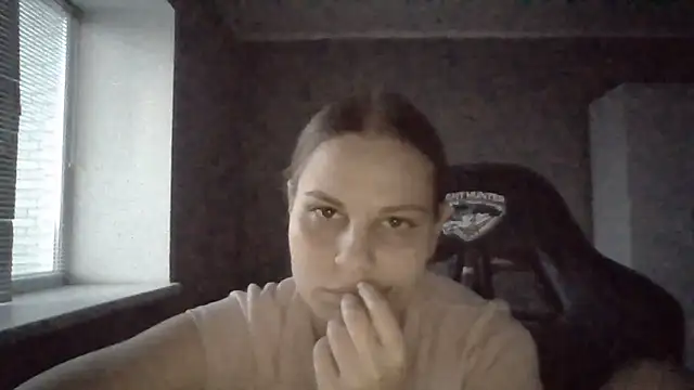 _Linsyy_ee_ live-chat rom
