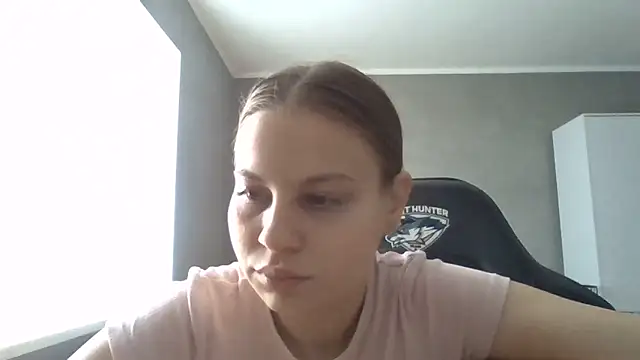 _Linsyy_ee_ Live Chatraum