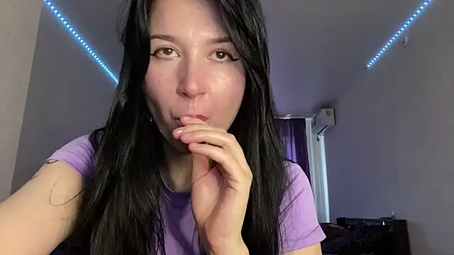 Necusharon live-chat rom