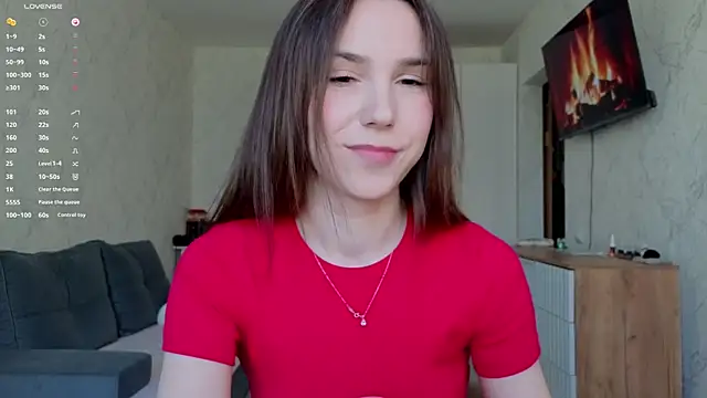 Honey_Peachy Adlı Modelin Canlı Sohbet Odası