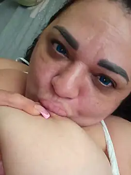 -CUTE-EVVIL- Cameră chat live