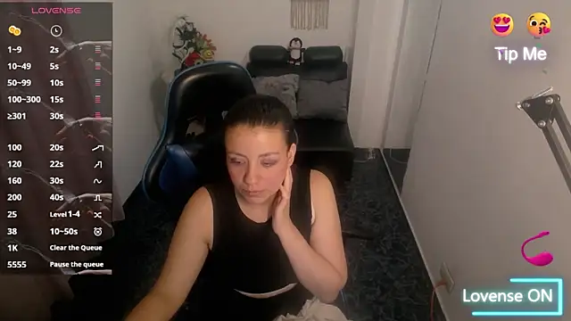 Valeri_bj – Naživo XXX chat