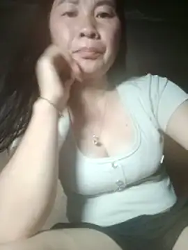 Lella_01 Adlı Modelin Canlı Sohbet Odası
