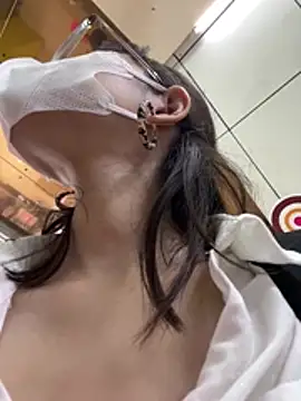 חדר צ'אט בשידור חי של Wendy_789