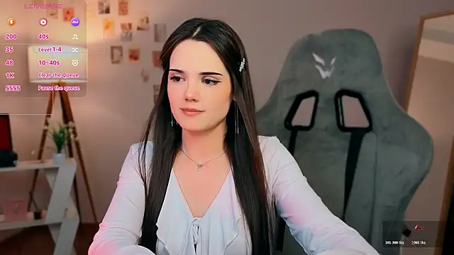 serenenov Adlı Modelin Canlı Sohbet Odası