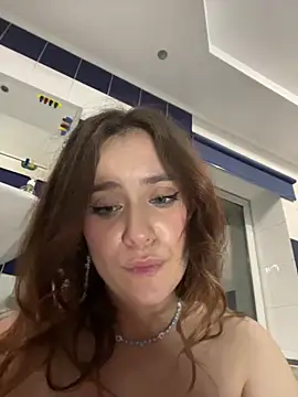 חדר צ' אט בשידור חי של BabeLeyla