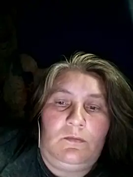 IrisMaris37 Live chatroom