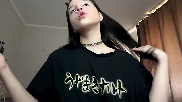 LouisePavlides live-chat rom