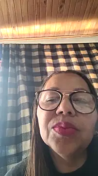 Ladymilf12 Live Chatraum