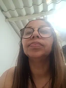 Chat ao vivo de Ladymilf12