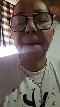 Ladymilf12 Live Chatraum