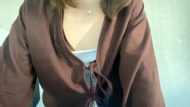 Sala de chat ao vivo de LisaSunrise