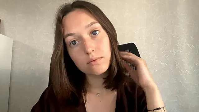 LisaSunrise Adlı Modelin Canlı Sohbet Odası