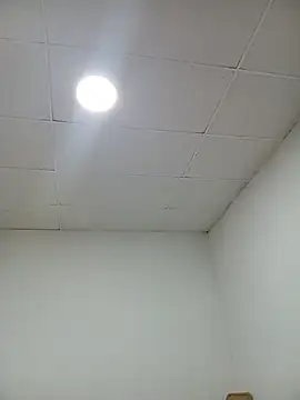 Luna_Morch's Live Chat Room