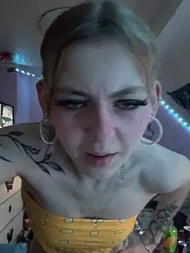 Lina-420 – live chatrum