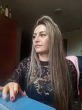 Angel_Nova_ – Naživo chatovacia miestnosť