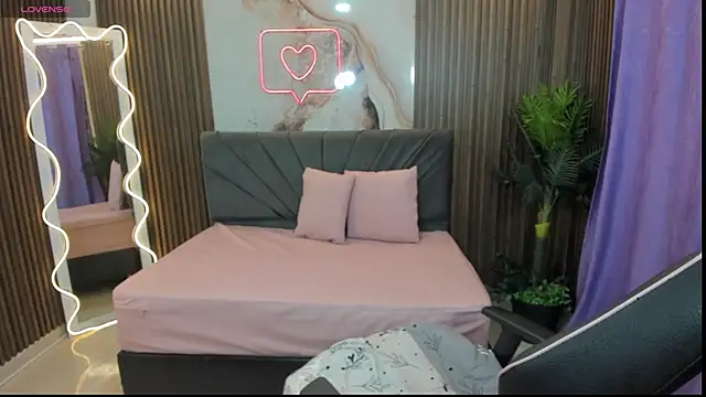 Živá chatovací místnost Krysstal_tay1