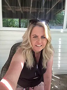 Milfshaker50n Live chat-huone