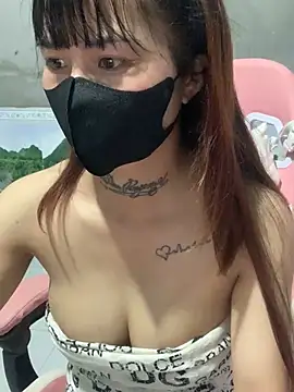 ห้องแชทสดของ Lilyy18