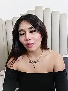 abby_doll_ Adlı Modelin Canlı Sohbet Odası