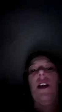 חדר צ'אט בשידור חי של lickybaby26