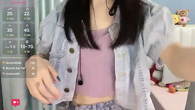 Luna-666 Cameră chat live