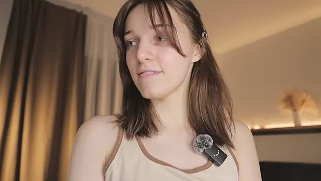 LydaAinley Cameră chat live
