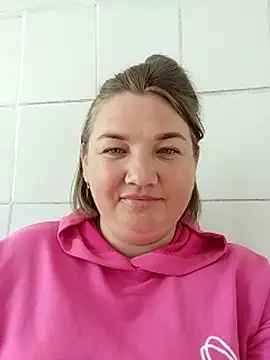 MiyaOlliver Adlı Modelin Canlı Sohbet Odası