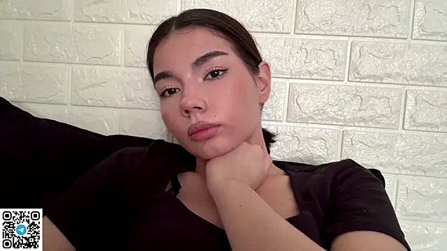 MarylnMonnier's Live Chat Room