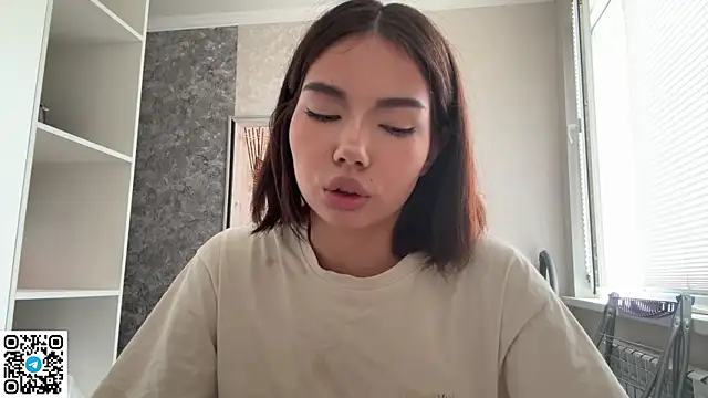 MarylnMonnier live-chat rom