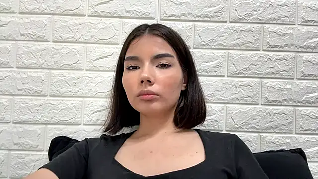 MarylnMonnier Adlı Modelin Canlı Sohbet Odası