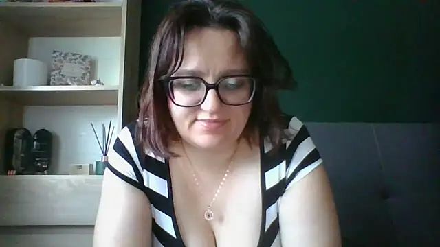 Živá chatovací místnost sensual_paris