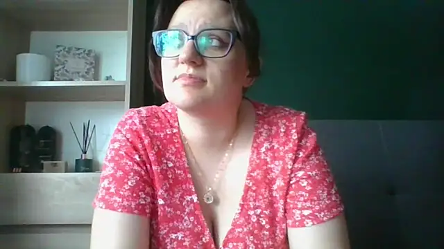 sensual_paris – Naživo chatovacia miestnosť