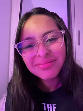 Živá chatovací místnost annie__thompson