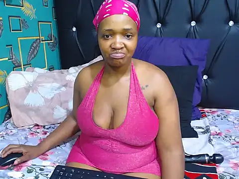 CandyBoobs69 чат на живо