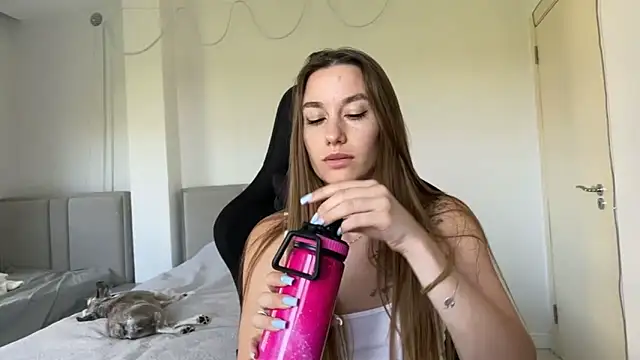 חד ר צ'אט בשידור חי של PrincesSsLilu