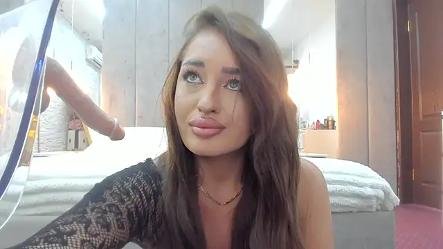 EmeraldKatt's Live Chat Room