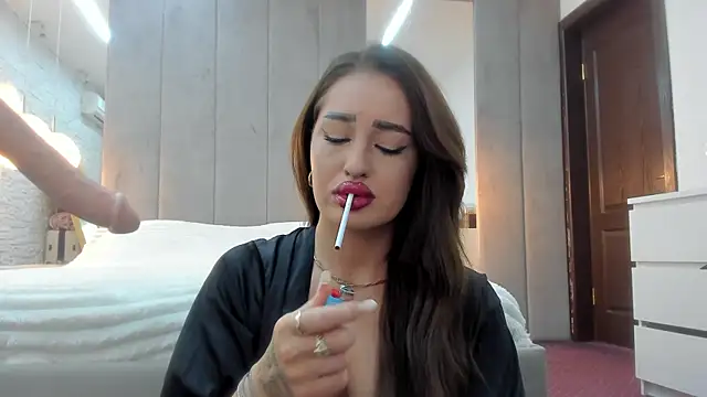 EmeraldKatt's Live Chat Room