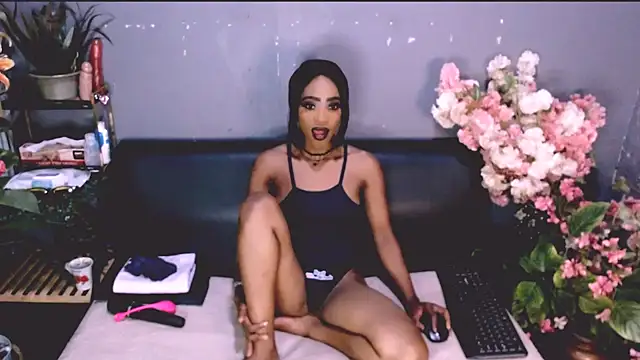 Chatroom en direct de LolaSavageXO