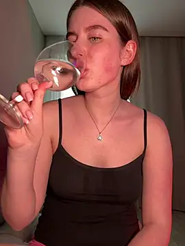 חדר צ'אט בשידור חי של Lili_of_sin