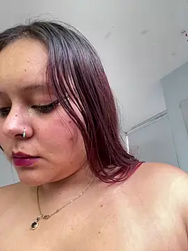 Nahia_Baker4 live-chat rom